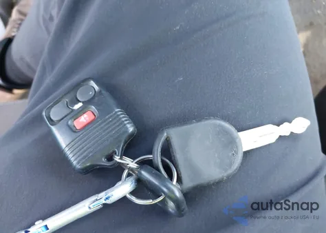 2005 Ford F-150 Fx4/Lariat/Xl/Xlt from USA, damaged, VIN 1FTPX14575FA20045